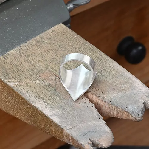 Saddle Ring_lucy walker jewelry
