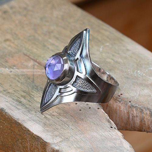 Saddle Ring_lucy walker jewelry