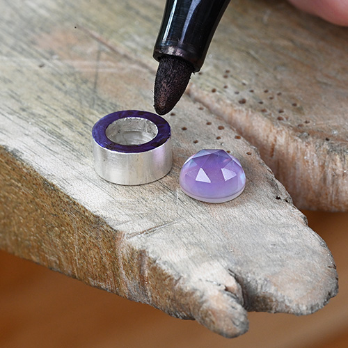Saddle Ring_lucy walker jewelry