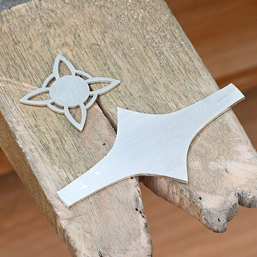 Saddle Ring_lucy walker jewelry