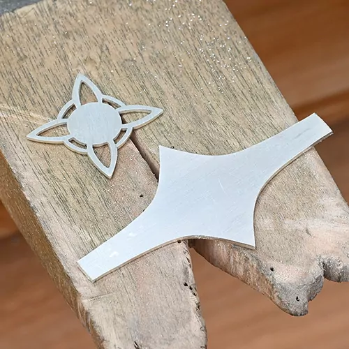 Saddle Ring_lucy walker jewelry