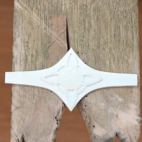 Saddle Ring_lucy walker jewelry