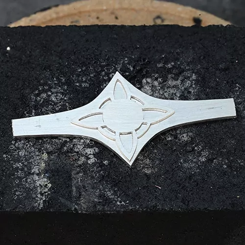 Saddle Ring_lucy walker jewelry